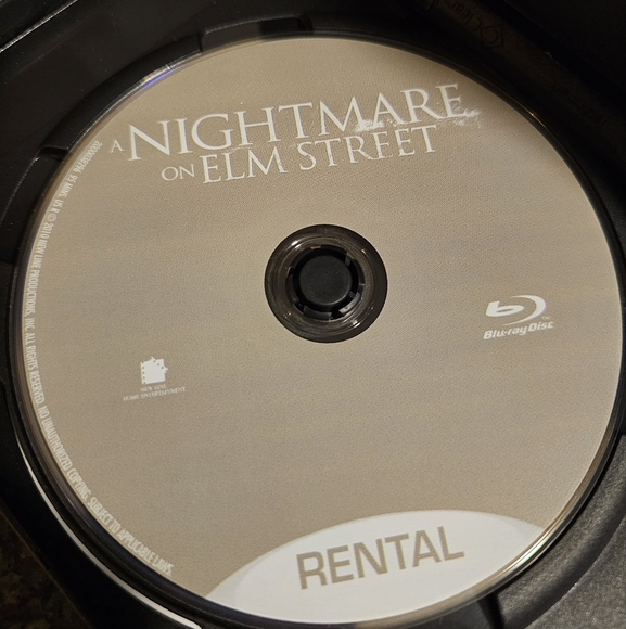 A Nightmare on Elm Street Blu-ray Blockbuster Rental 2010‎ Horror Classic Scary - Picture 2 of 4